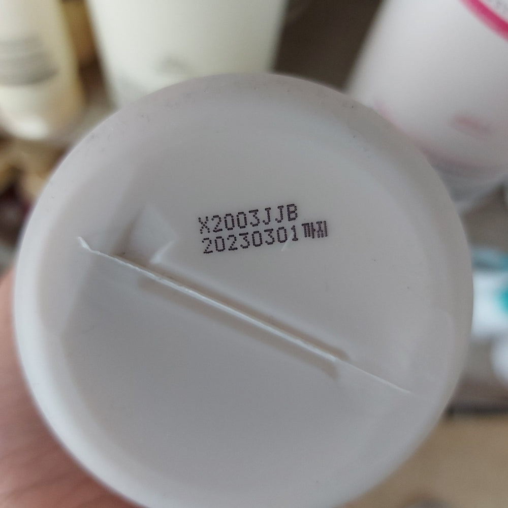 Органический шампунь с эфирными маслами La'dor Triplex Natural Shampoo 530 ml - ALCHEMY